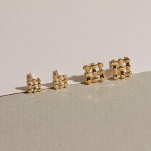 Crosshatch Stud earrings