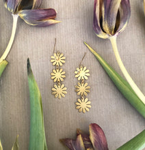 Daisy Chain earrings