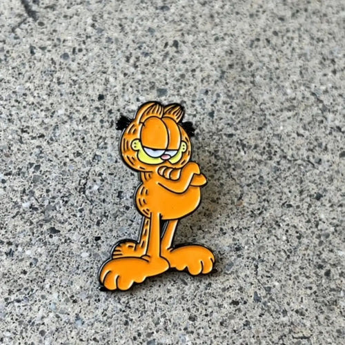Garf crossed arms pin