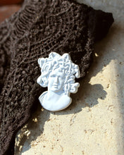 Medusa (Bernini) • Enamel Pin