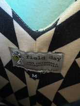 Field Day Black and white geometric dress Size M