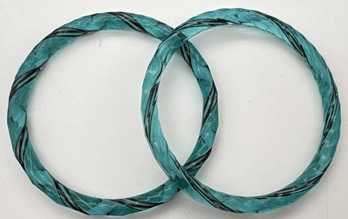 Vintage Aqua Blue Twisted Glass Bangle Bracelet